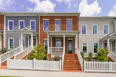 Main picture of 24 Pine St NW