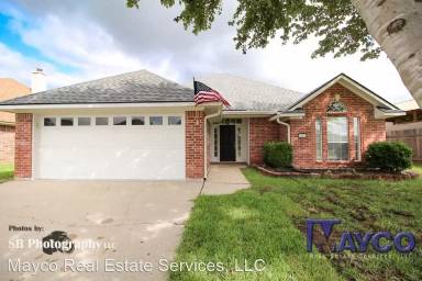 Main picture of 6015 Jason St