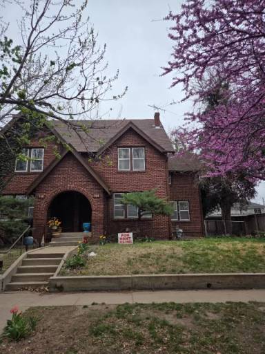 Main picture of 708 N Litchfield Ave