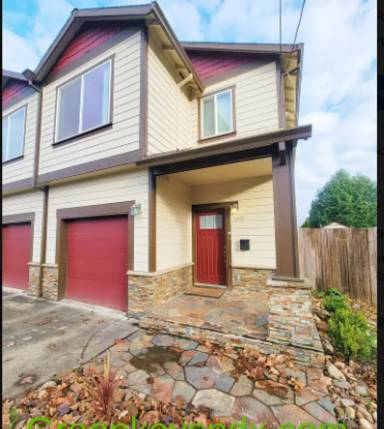 Main picture of 6816 SE 65th Ave