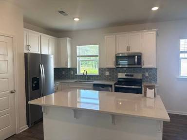 Main picture of 5033 Gallop Ct