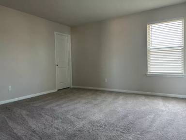Main picture of 109 Serpens St