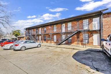 Main picture of 601 12th St SW