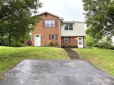 Main picture of 1756 Elbert Dr