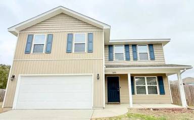 Main picture of 5890 Bay Tree Ct