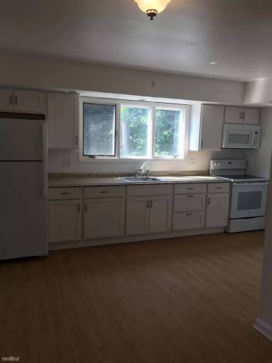 Main picture of 1155 Main St