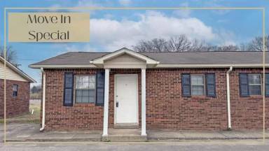 Main picture of 404 Thompsonville Ln