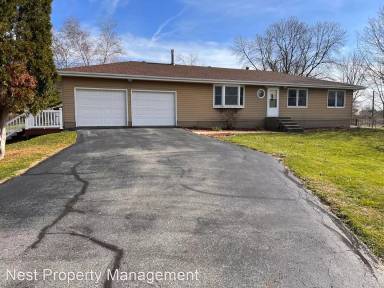 Main picture of 840 N Liberty Rd