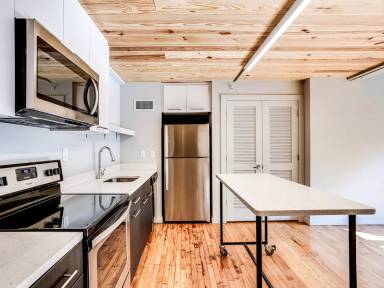 Main picture of The Fox Building