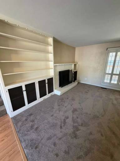 Main picture of 550 Carlson Dr