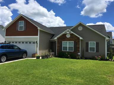 Main picture of 505 New Hanover Trl