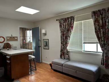 Main picture of 247 Juniper Ave