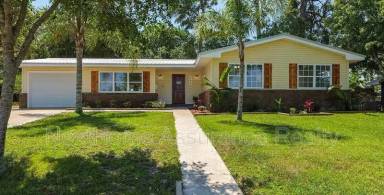 Main picture of 185 Shores Blvd