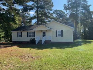 Main picture of 588 Bronty Rd