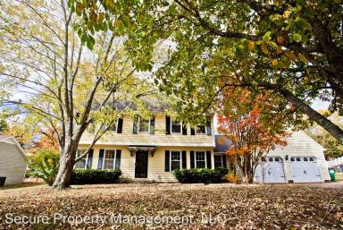 Main picture of 2072 Roxbury Ln