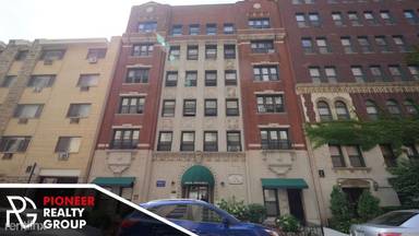 Main picture of Roscoe Apartments