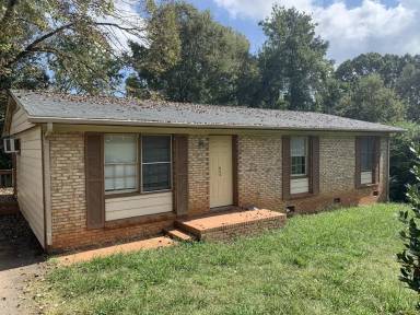 Main picture of 642 Dundeen Dr