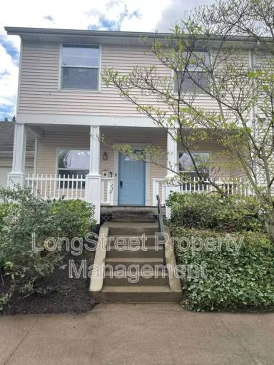 Main picture of 1230 N Mason St