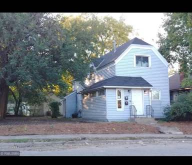 Main picture of 409 Fairview Ave N