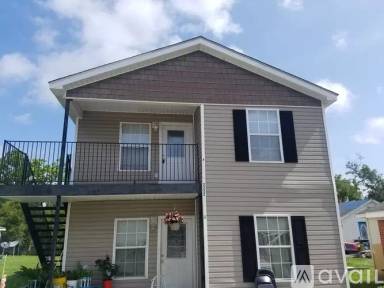 Main picture of 2222 30th St