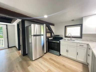 Main picture of 359 Nashua St