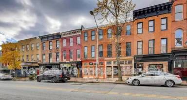 Main picture of 1421 W Baltimore St