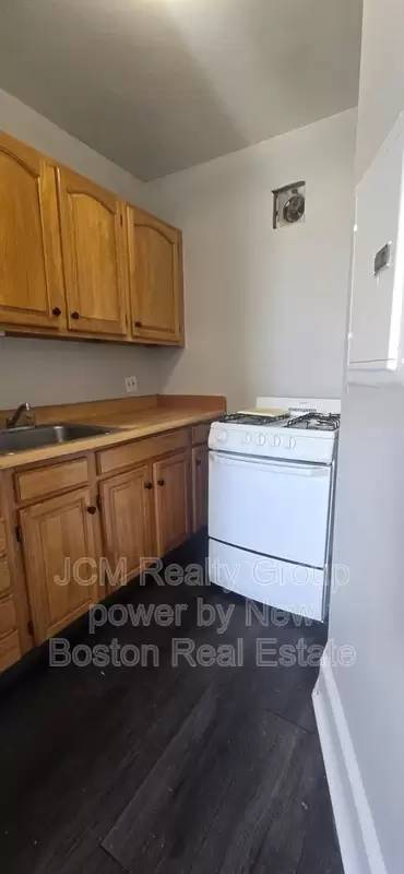 Main picture of 93 Orange St