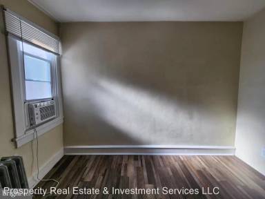 Main picture of 302 Burmont Rd