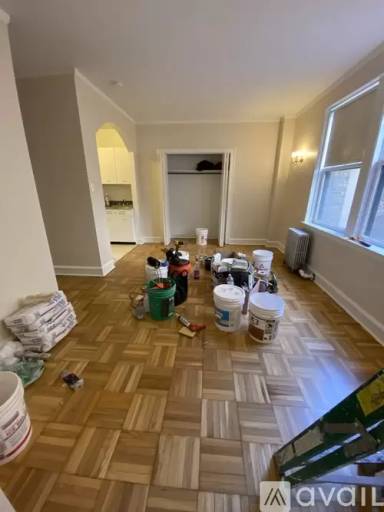 Main picture of 1209 W Sherwin Ave