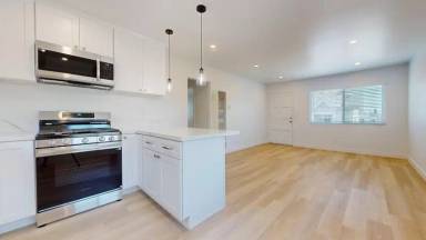 Main picture of 2516 Carnegie Ln