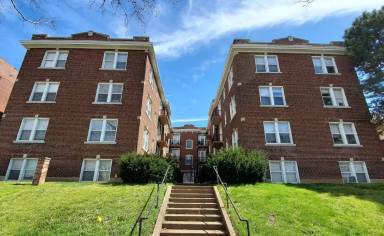 Main picture of 2622 S Kingshighway Blvd