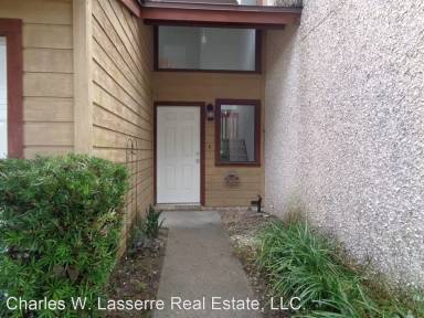 Main picture of 2820B 1st Ave