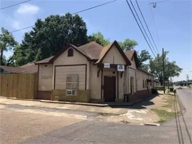 Main picture of 2520 NW 179th Ct