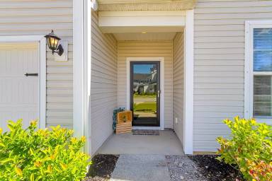 Main picture of 147 Sugeree Dr