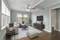 Main picture of 720 W 37th
