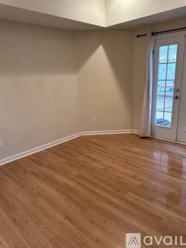 Main picture of 1427 Waterford Green Dr