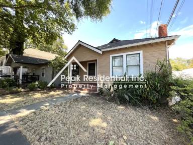 Main picture of 2216 9th St