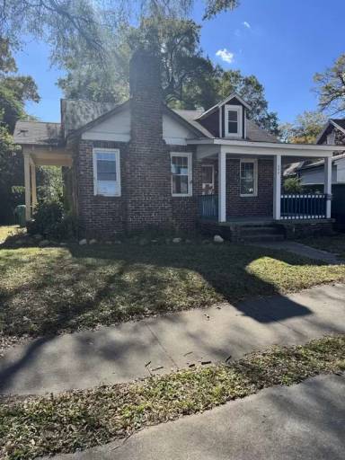 Main picture of 399 Danville Ave