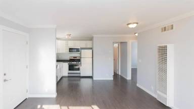 Main picture of 1215 E. 4th Street - 304