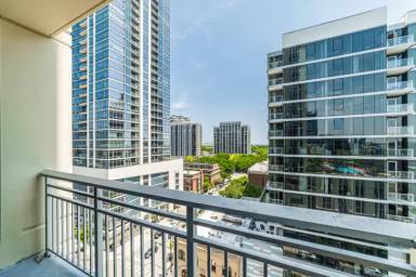 Main picture of Michigan Avenue Tower Condo II