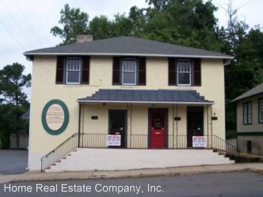 Main picture of 1413 W 1st St