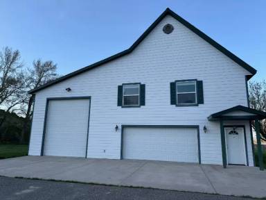 Main picture of 2495 Cottontail Rd