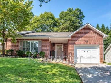 Main picture of 947 Spring Park Rd