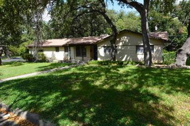 Main picture of 2710 W Avenue P