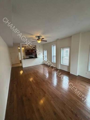 Main picture of 1646 Summit St