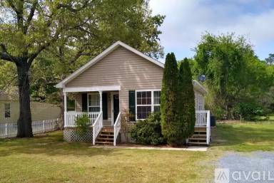 Main picture of 224 Brooklyn Ave