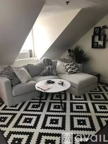 Main picture of 767 Tremont St