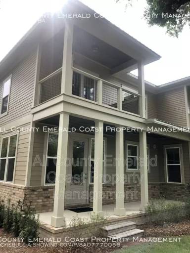 Main picture of 47 Palm St