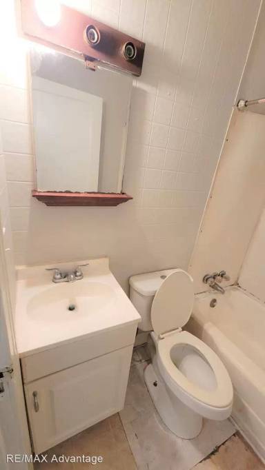 Main picture of 309 Waller Ave