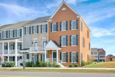 Main picture of 1232 Old Trail Dr